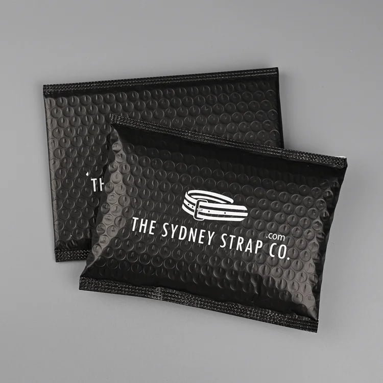 Wholesale Custom Padded Envelope Custom Printed Matte Black Bubble Mailers With Logo Shipping Bags for Clothing