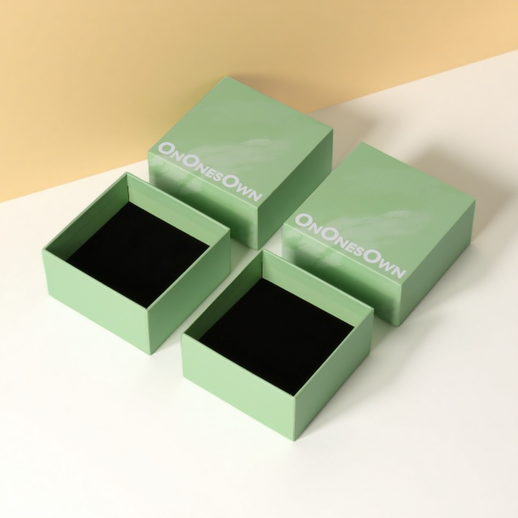 Custom logo Luxury Gift Box Green Rigid Cardboard square Jewelry Customize Lid and Base Box with Foam Insert
